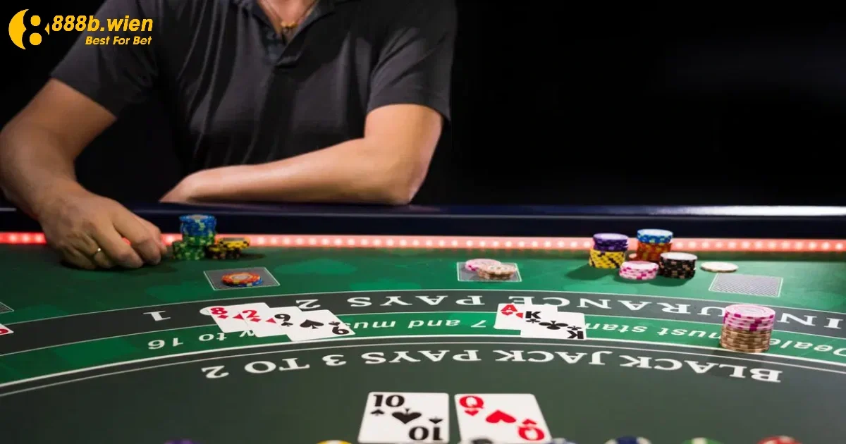 Bí kíp dự đoán và đọc bài đối thủ